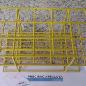 Estante em arame para 24 Tubos De Ensaio c/25 mm de diametro cobertura em PVC - Cor AMARELA